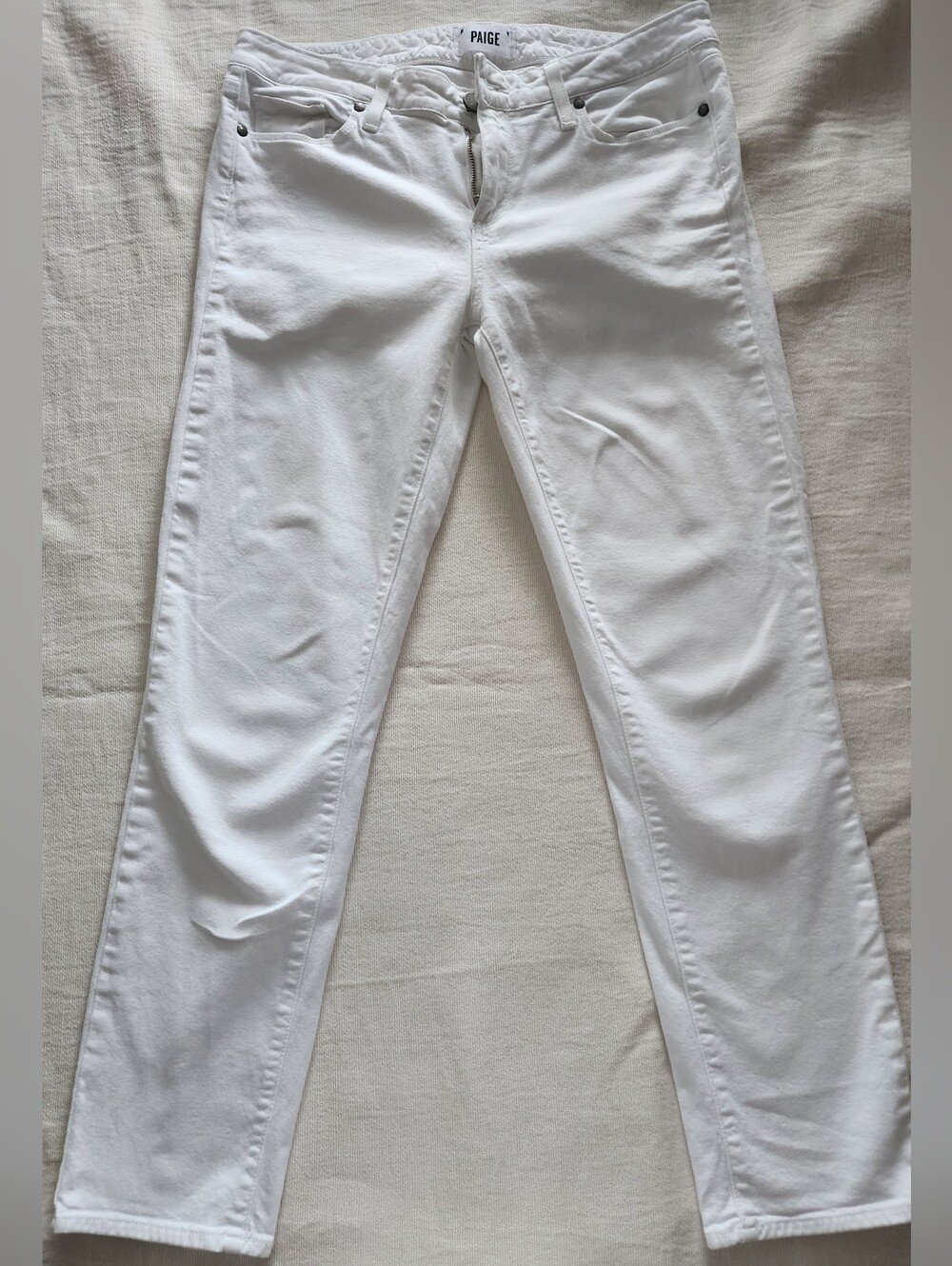 PAIGE Skyline Ankle Peg White Skinny Jeans - Size 31
